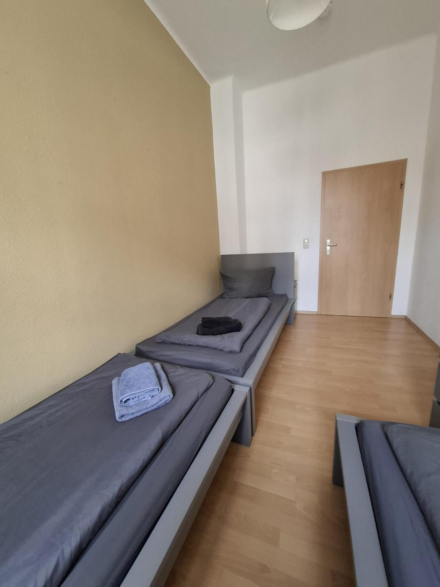 Altbauwohnung Direkt An Der Karli Mit Balkon - Netflix Inklusive Лейпциг Екстер'єр фото